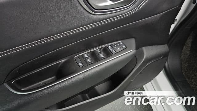 Renault Samsung SM6 2023 — Фото 18/20