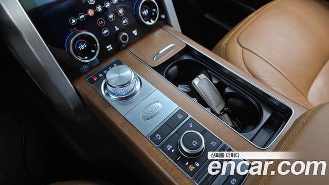 Land Rover Range Rover 2019 — Şəkil 7/20