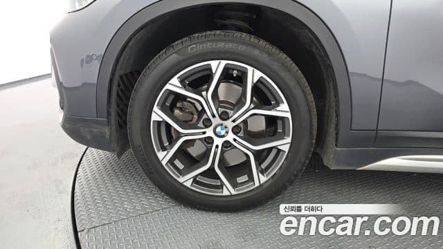 BMW X1 2021 — Şəkil 5/20