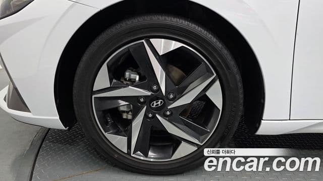 Hyundai Avante 2022 — ფოტო 5/20
