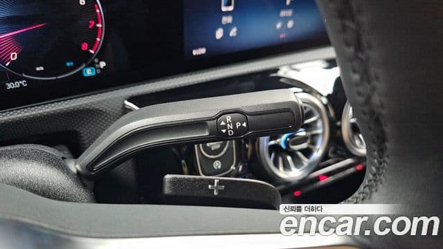 Mercedes-Benz A-Class 2025 — фото 9 из 20