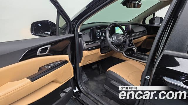Kia Carnival 2023 — Şəkil 10/20