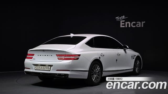 Genesis Electrified G80 2021 — ფოტო 2/20