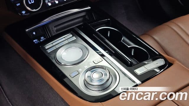 Genesis Electrified G80 2021 — ფოტო 9/20