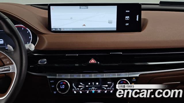 Genesis Electrified G80 2021 — ფოტო 14/20