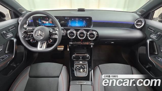 Mercedes-Benz A-Class 2025 — фото 7 из 20