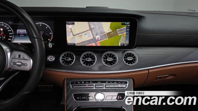Mercedes-Benz E-Class 2020 — Şəkil 13/20