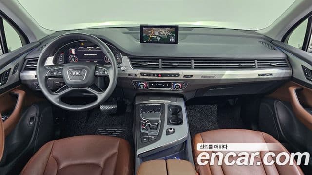 Audi Q7 2019 — Şəkil 7/20