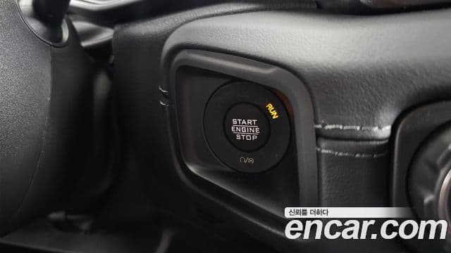 Jeep Wrangler 2025 — Photo 7/31