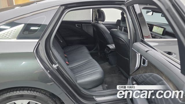 Kia K8 2022 — ფოტო 11/20