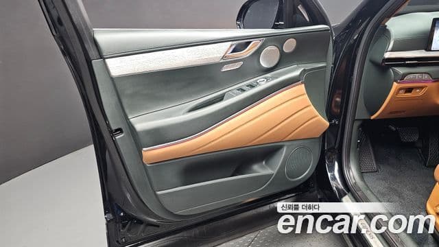 Genesis GV80 2025 — Photo 14/40