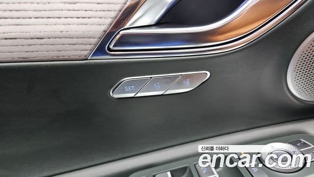 Genesis GV80 2025 — Photo 16/40
