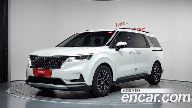 Kia Carnival 2022 — ფოტო 1/20