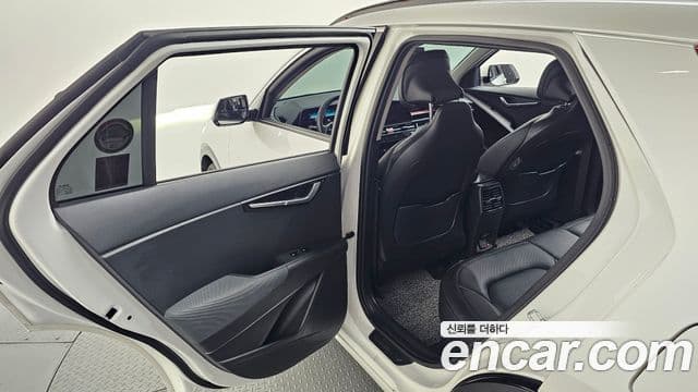 Kia Niro 2022 — Şəkil 20/20