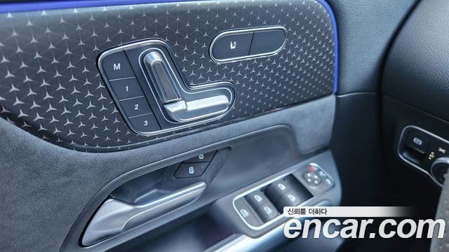 Mercedes-Benz EQA 2025 — ფოტო 6/20