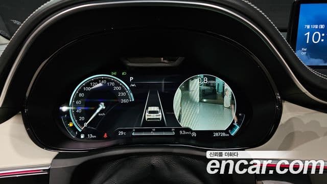 Genesis GV70 2021 — ფოტო 8/20