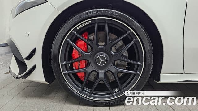 Mercedes-Benz A-Class 2025 — ფოტო 5/20