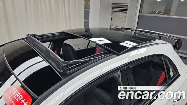 Mercedes-Benz A-Class 2025 — ფოტო 20/20