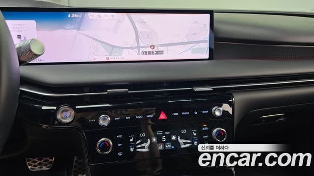Genesis Electrified G80 2024 — Şəkil 14/20