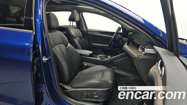 Kia K5 2019 — ფოტო 10/20
