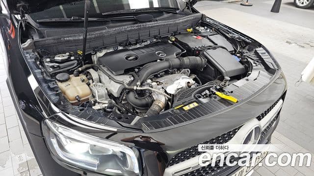 Mercedes-Benz GLB-Class 2020 — фото 5 из 20
