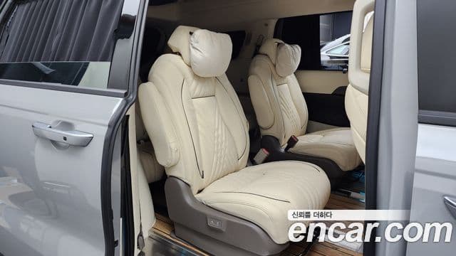 Kia Carnival 2024 — Şəkil 12/20