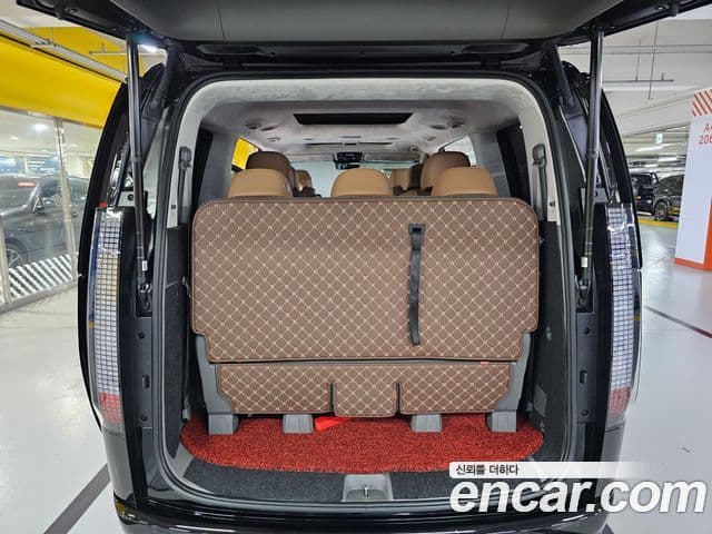 Hyundai Staria 2025 — Şəkil 6/20