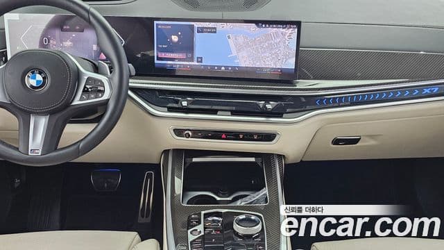 BMW X7 2025 — ფოტო 14/20