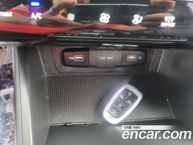 Hyundai The New Tucson 2022 — ფოტო 17/20