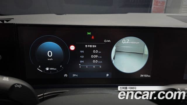 Hyundai Santa Fe 2024 — ფოტო 8/20