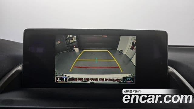 Lexus NX300h 2019 — Şəkil 14/20