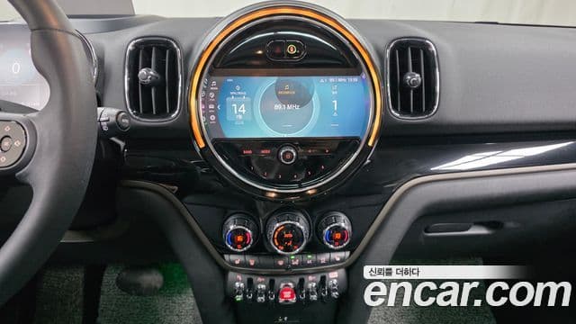 Mini Cooper Countryman 2023 — Photo 14/32