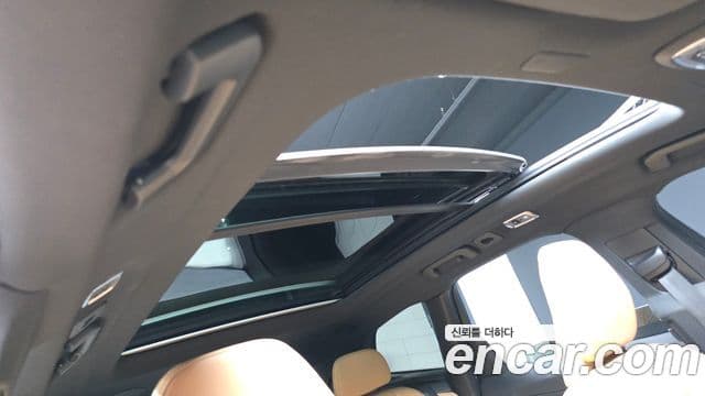 Volvo XC60 2019 — Şəkil 18/20