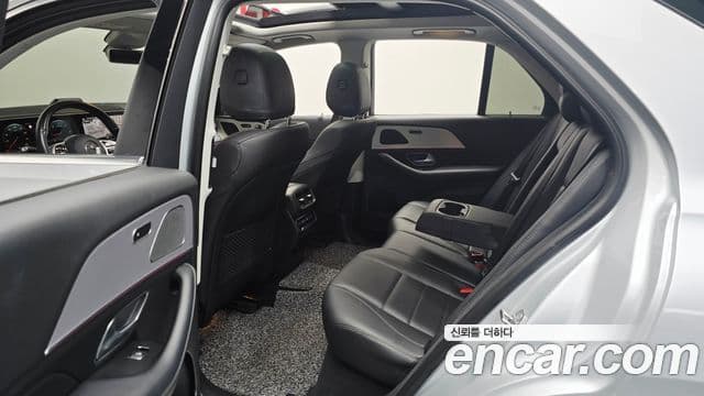 Mercedes-Benz GLE-Class 2020 — Şəkil 11/20