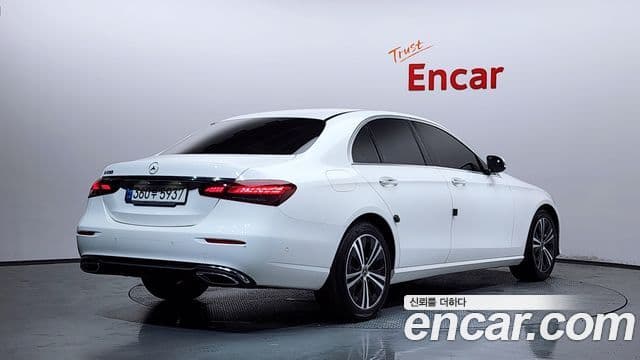 Mercedes-Benz E-Class 2020 — Şəkil 2/20