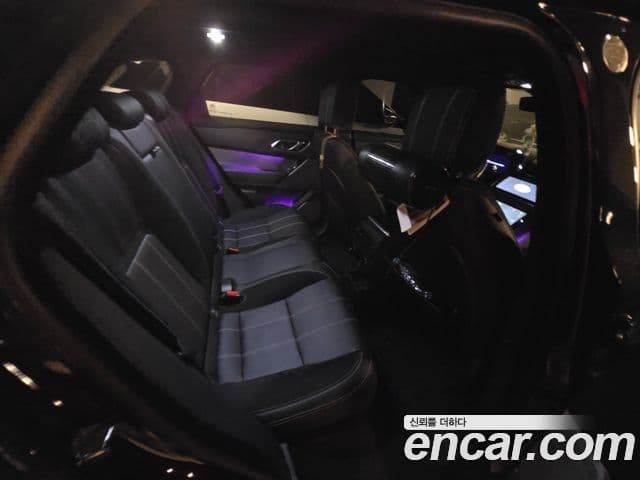 Land Rover Range Rover Velar 2020 — Photo 7/10
