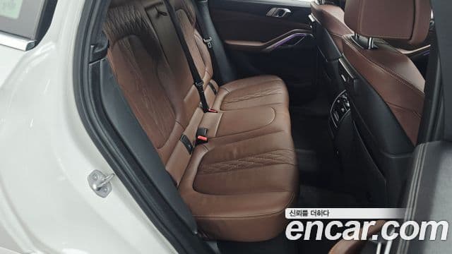 BMW X6 2022 — ფოტო 18/20