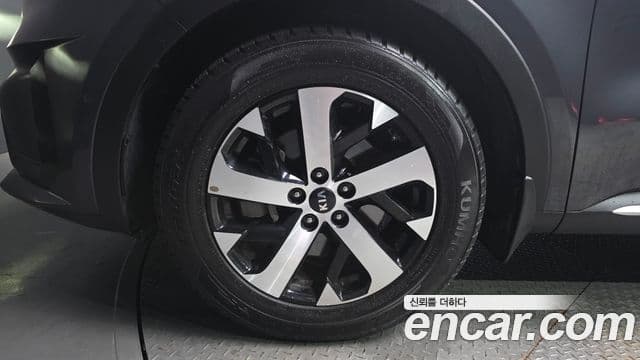 Kia Sorento 2020 — фото 5 из 20