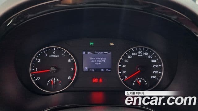 Kia Seltos 2020 — ფოტო 8/20
