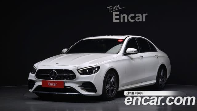 Mercedes-Benz E-Class 2023 — Şəkil 1/20