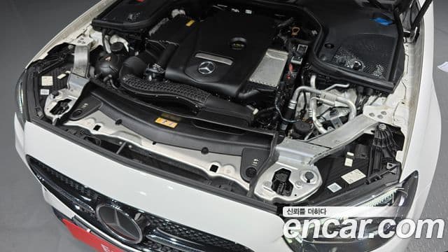 Mercedes-Benz E-Class 2023 — Şəkil 6/20