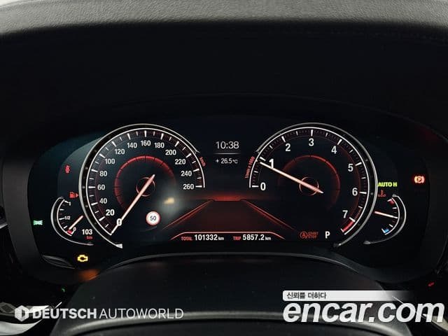 BMW 5 Series 2018 — Şəkil 6/20