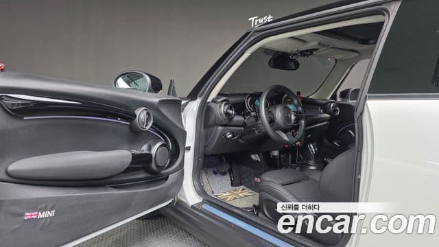 Mini Cooper 2023 — Şəkil 10/20