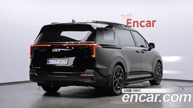 Kia Carnival 2025 — Фото 2/20