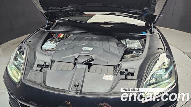 Porsche Cayenne 2019 — Şəkil 6/20