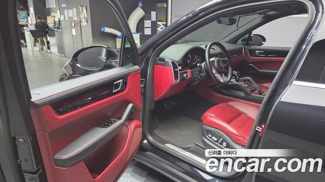 Porsche Cayenne 2019 — Şəkil 10/20