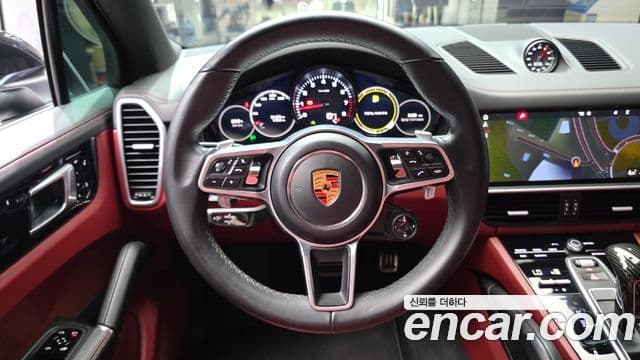 Porsche Cayenne 2019 — Şəkil 13/20
