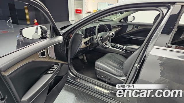 Kia K8 2022 — фото 10 из 20