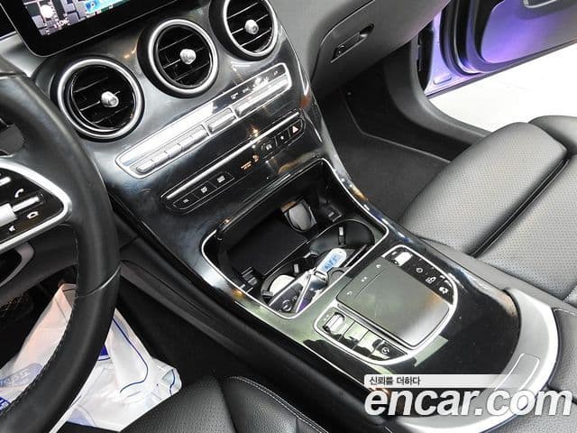 Mercedes-Benz GLC-Class 2022 — Şəkil 19/20