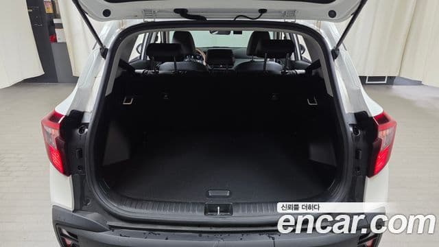 Kia Seltos 2024 — Şəkil 16/20